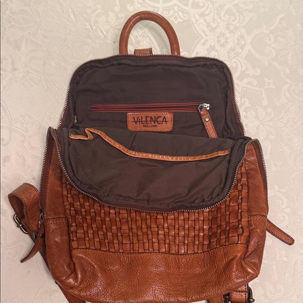 Valenca Women's Leather Woven Backpack - Tan
